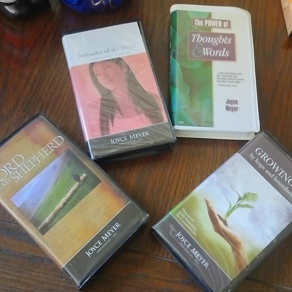 Joyce Meyer lot of 4 audio cassette  tapes , growing your faith, and more
